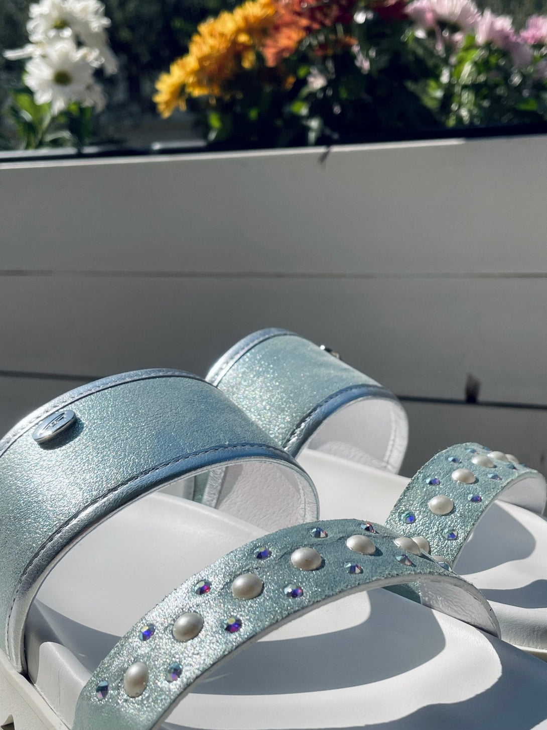 Šľapky s perličkami a Swarovski krištáľmi - Magenta Shop Slovakia